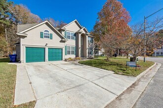 Building Photo - Gorgeous 5 Bedroom Rental in Virginia Beach