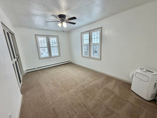 Building Photo - PRICE REDUCED!! Gorgeous Newly Renovated 4 BR, 2 BA on .71 acres