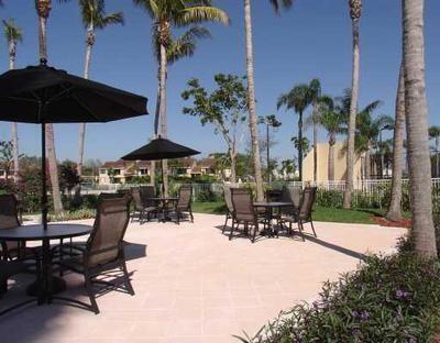 Building Photo - 651 Lyons Rd