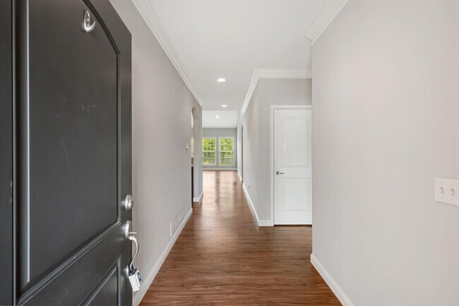 Building Photo - 2420 Boulder Springs Dr