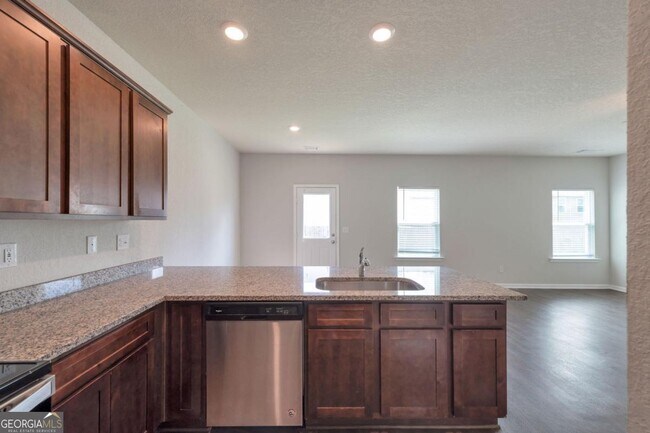 Building Photo - 2889 Cleburne Ter