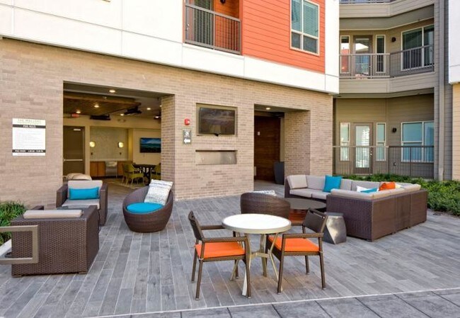 Building Photo - 2 bedroom in Richardson TX 75081