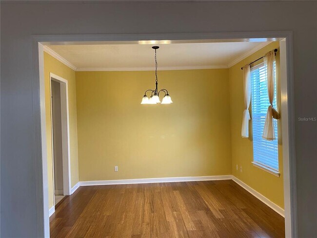 Building Photo - 2549 Twain Dr