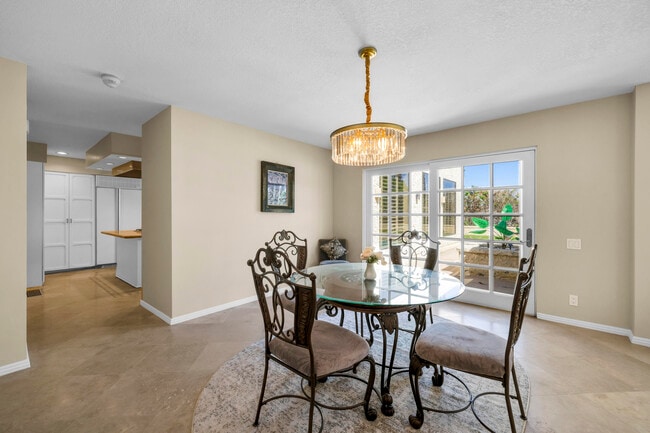 Building Photo - 45450 Rancho Palmeras Dr