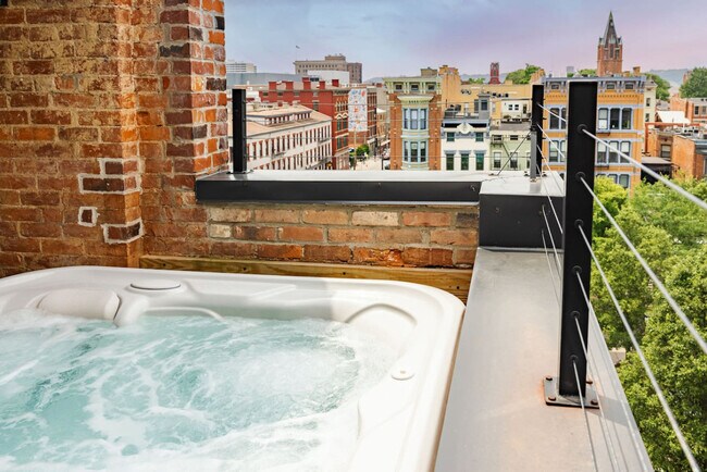 Building Photo - 1201 Jackson St