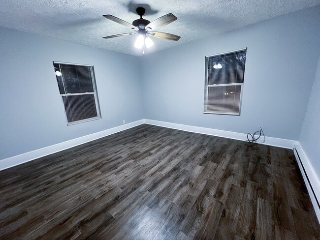 Living Room - 5202 Leighton Ave