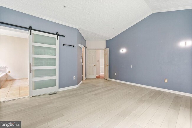 Building Photo - 11405 N Star Dr