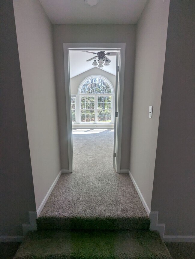 Building Photo - Harrisburg with Large Fenced-In Yard, Small Private Pool/Spa and Putting Green