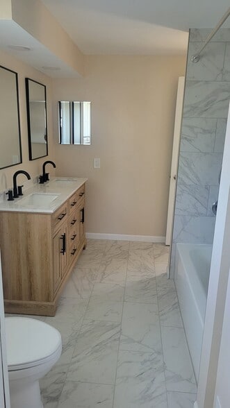 Building Photo - 30238 Blancke Dr