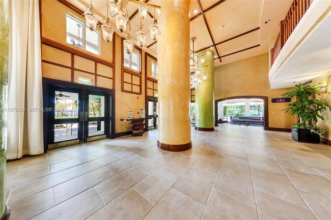 Building Photo - 2951 S Bayshore Dr