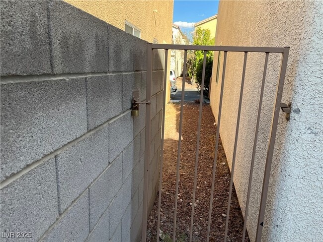 Building Photo - 4061 Asante Cove St
