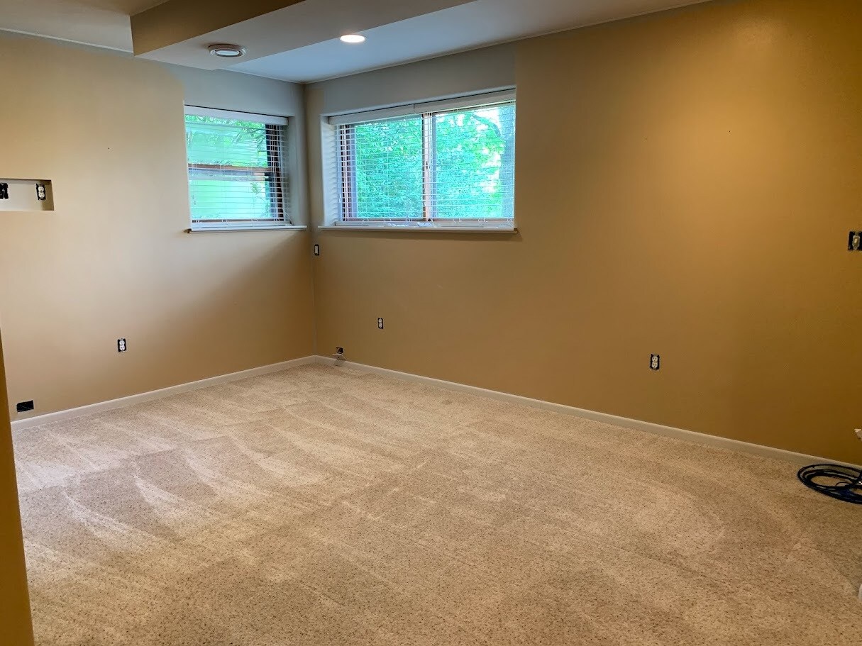 Building Photo - 747 Penbrook Way