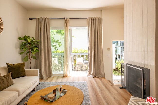 Building Photo - 1144 17th St