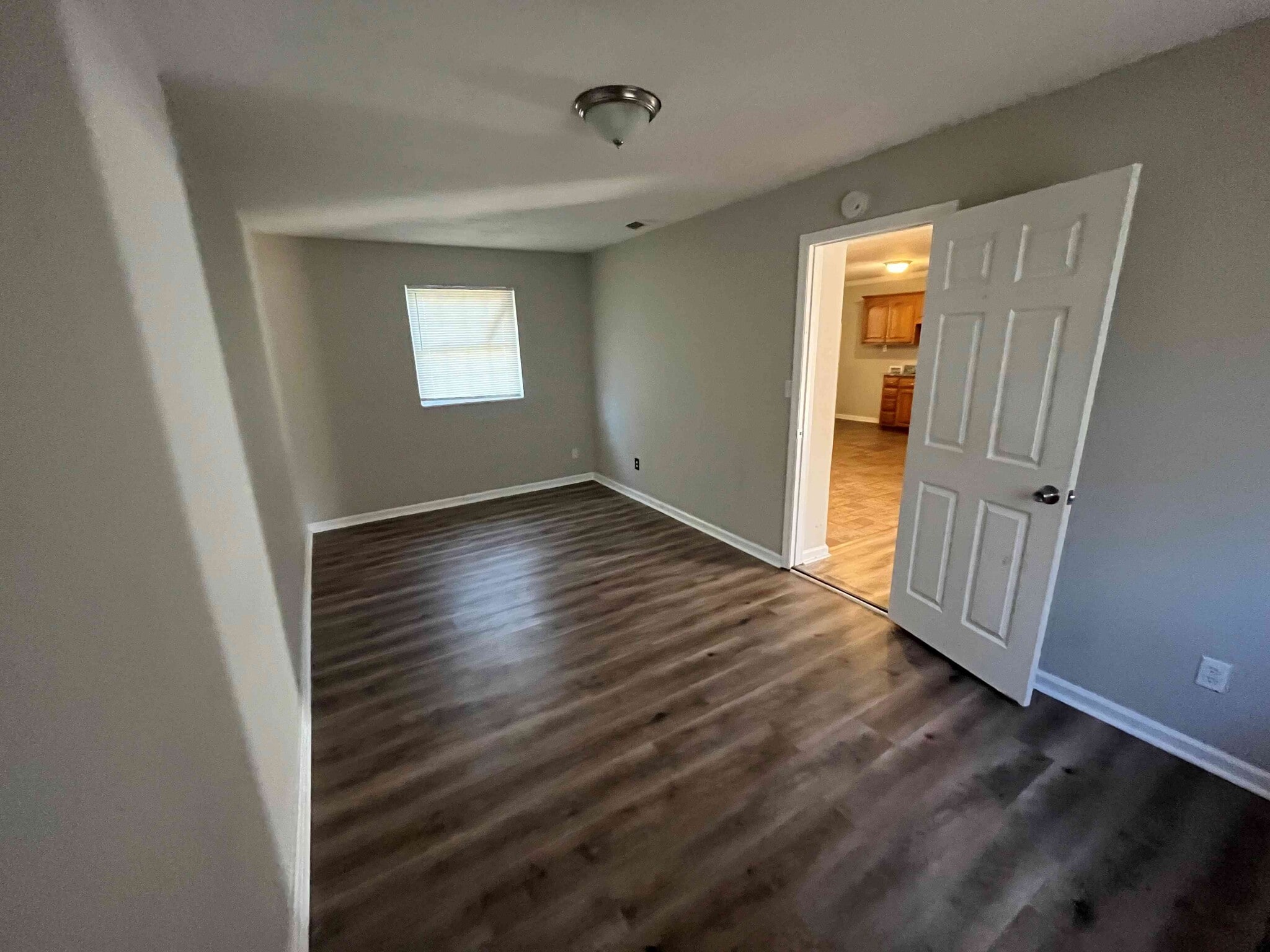 Building Photo - 1102 Danville Rd SW