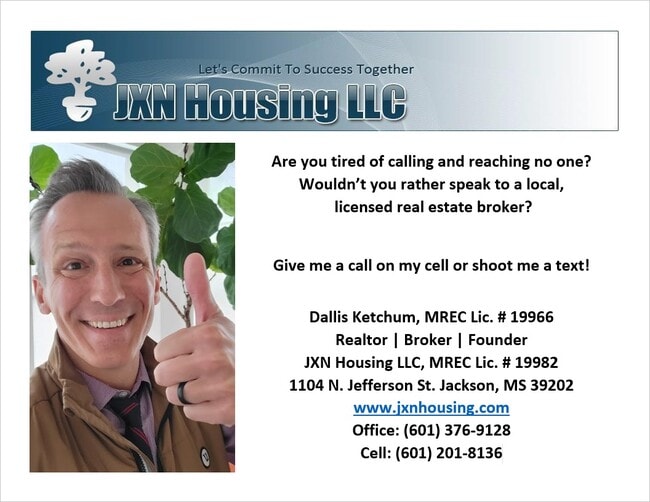 Building Photo - 966 E Fortification St