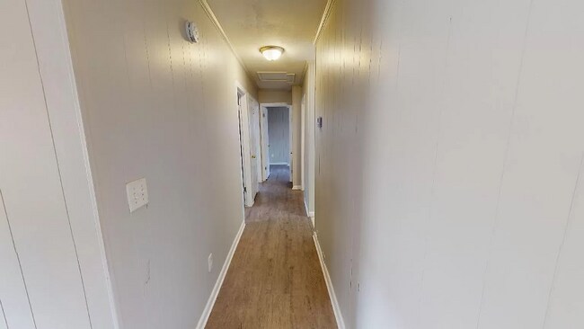 Building Photo - 5687 Atlee Ave