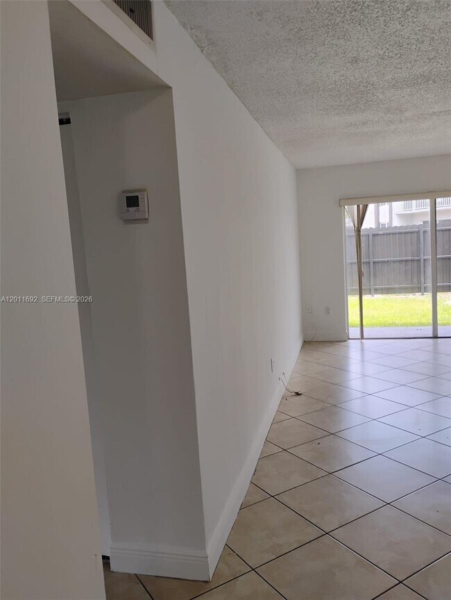 Building Photo - 4920 NW 79th Ave