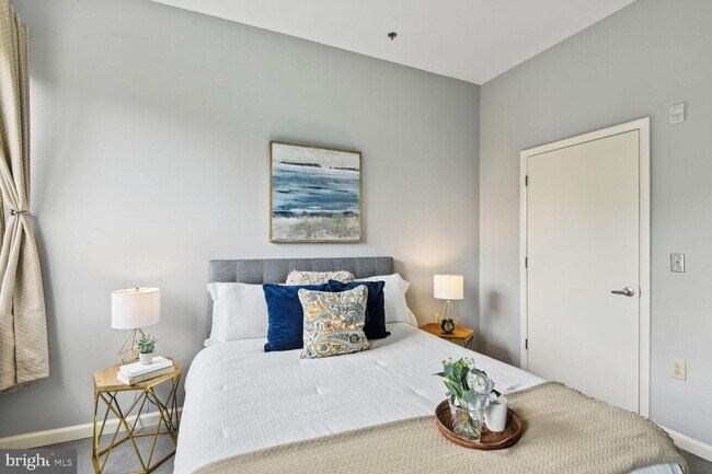 Building Photo - 1201 East-West Hwy