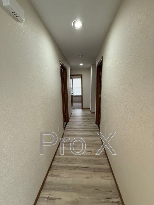 Building Photo - 707 Sean Ct