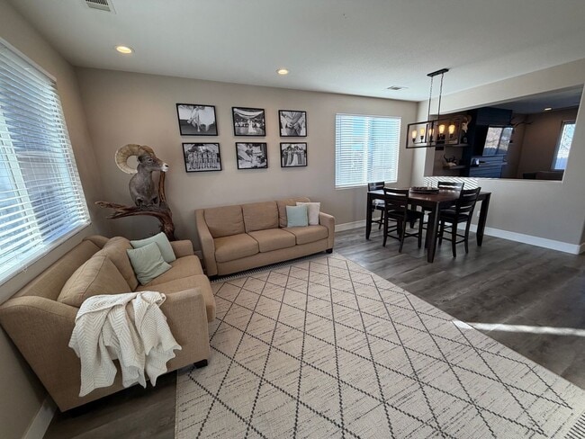 Building Photo - Single family home in North Valleys of Reno