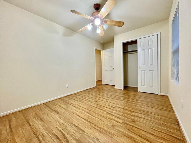 Building Photo - 2126 Juniper Dale Dr