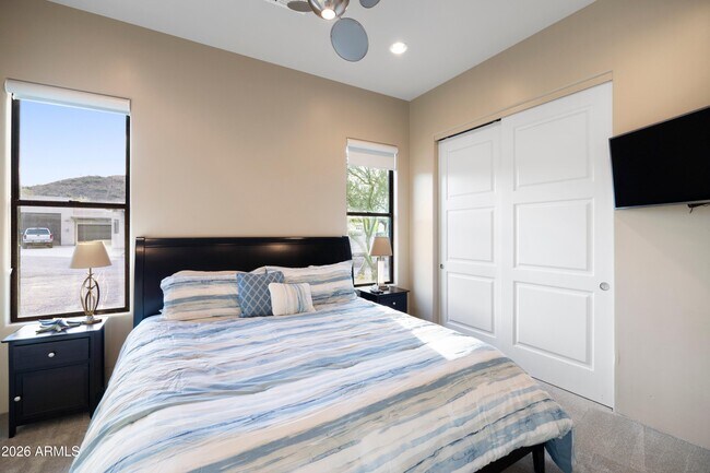 Building Photo - 33905 N 4th Dr