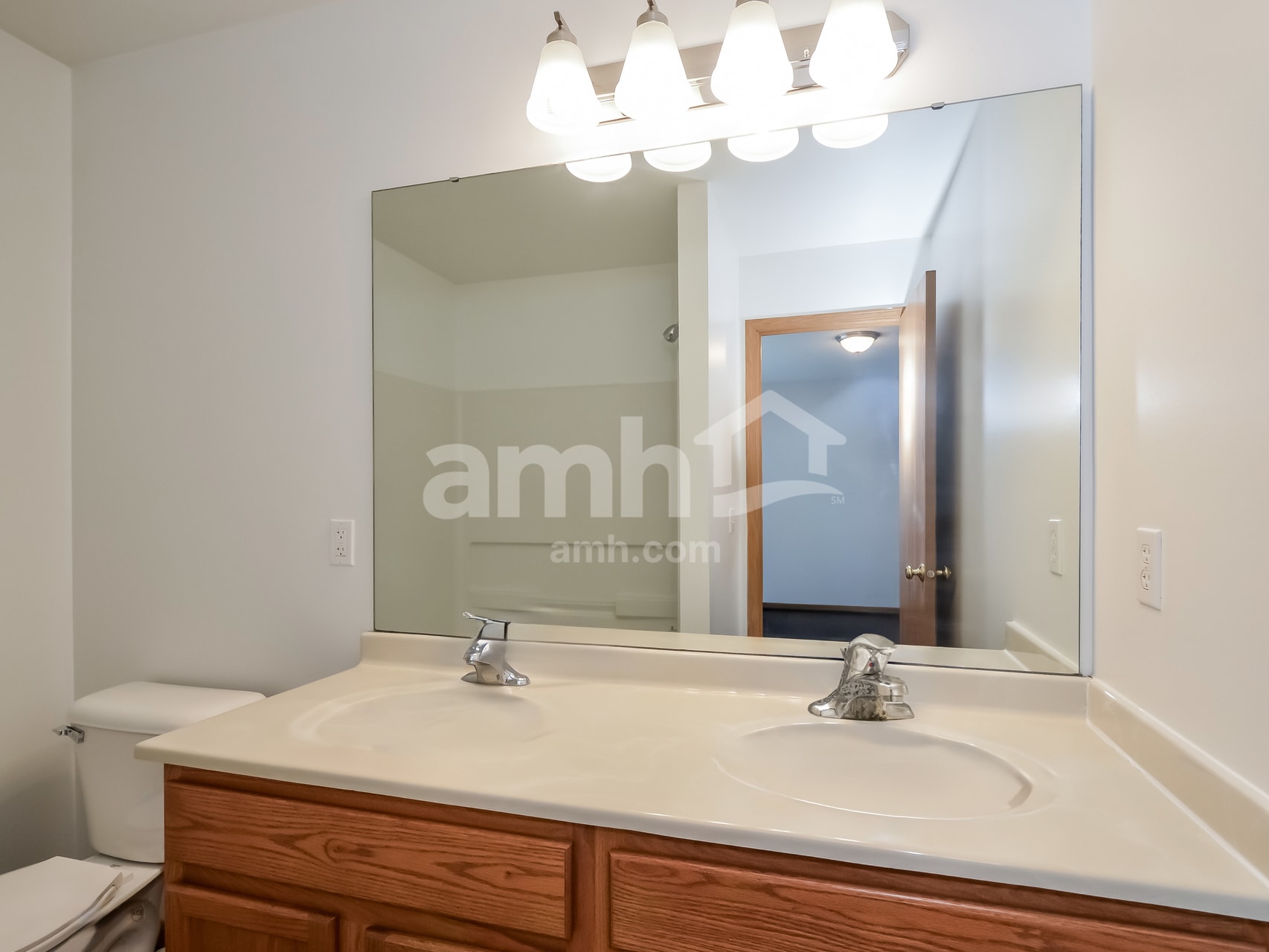 Building Photo - 1031 Misty Landing Ct