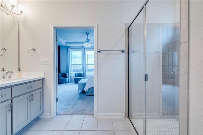 Building Photo - 4513 Lucabella Ln