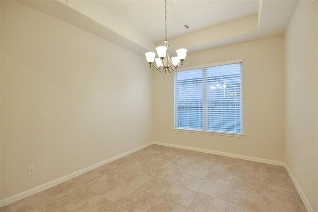 Building Photo - 3643 Cottage Pines Ln
