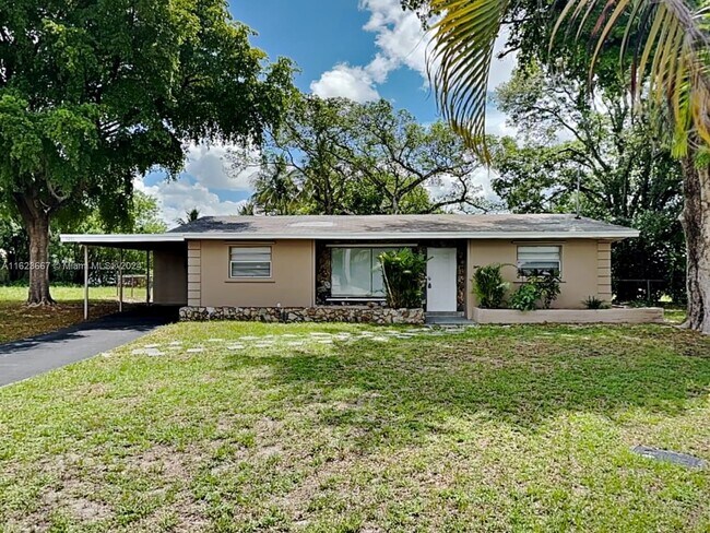 Primary Photo - 5491 SW 6th St