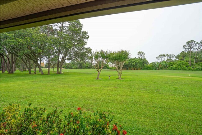 Building Photo - 6766 Edgeworth Dr