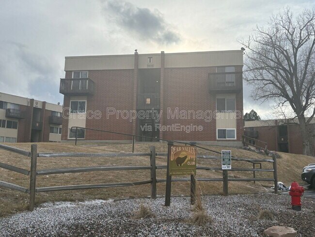 Building Photo - 3623 S Sheridan Blvd