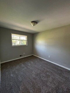 Building Photo - Now Leasing 2 bed 1 Bath Townhome North Columbus (Ambleside Commons)