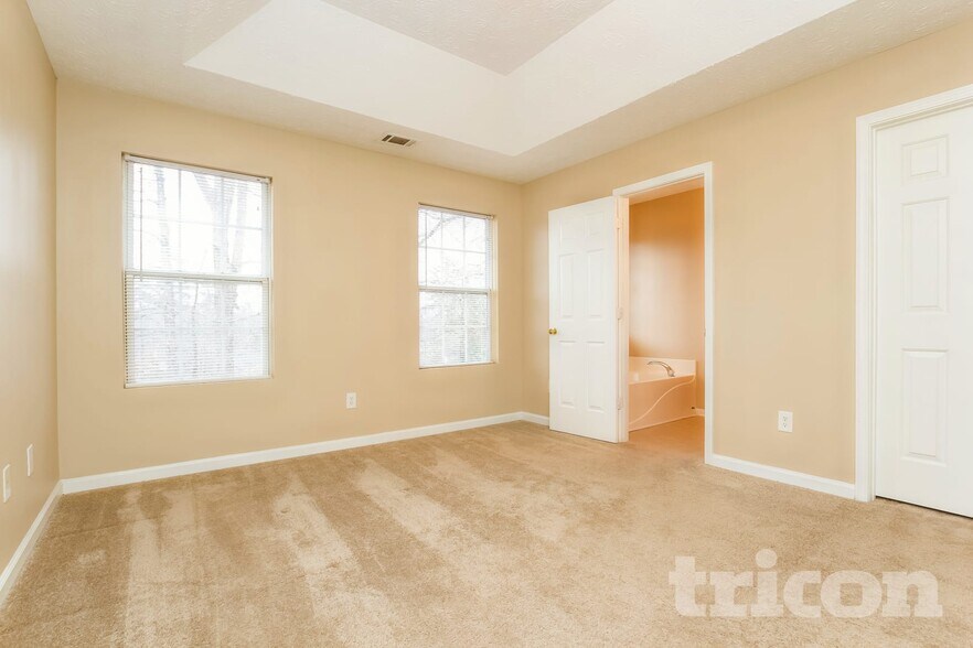 Building Photo - 520 Gatewood Dr