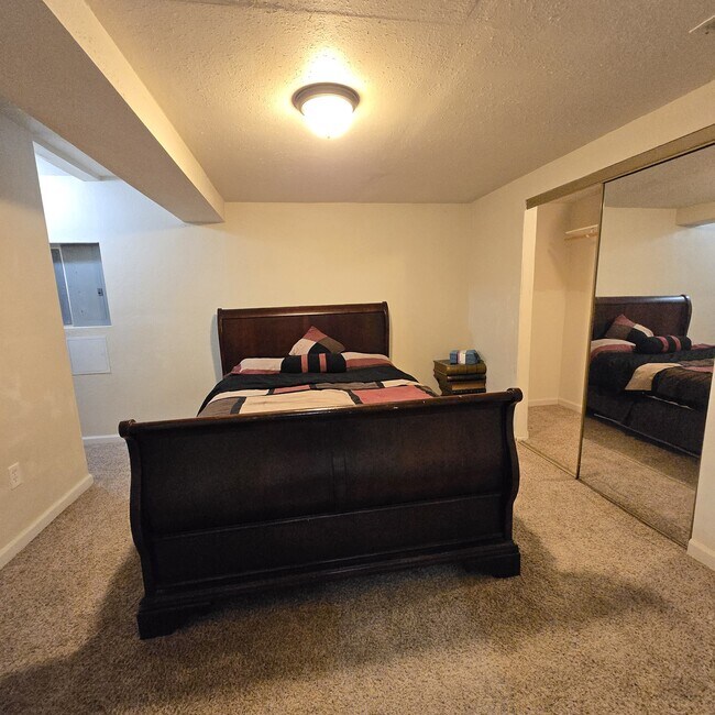 Building Photo - 4562 Gavin Woods Ct