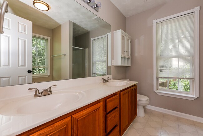 Building Photo - Monroe 3-Bedroom Home