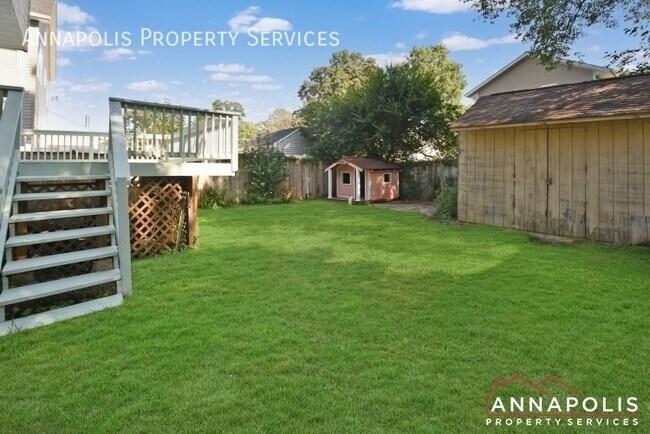 Building Photo - 1605 Rockhold Rd