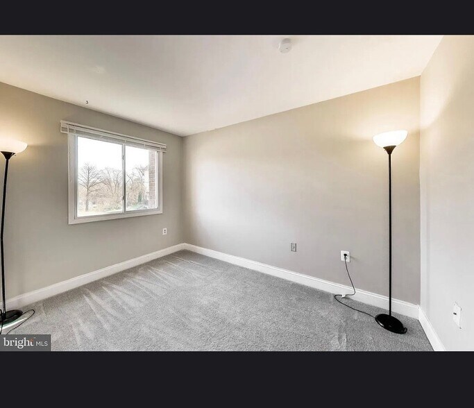 Building Photo - 12705 Dara Dr