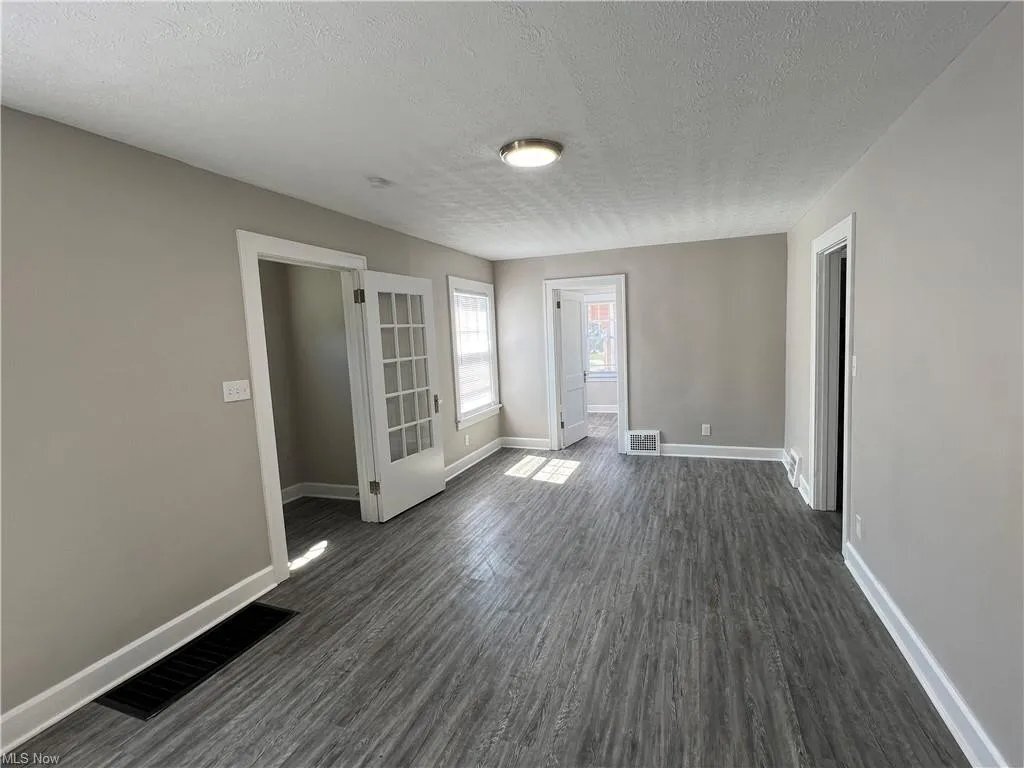 Building Photo - 3573 Cummings Rd