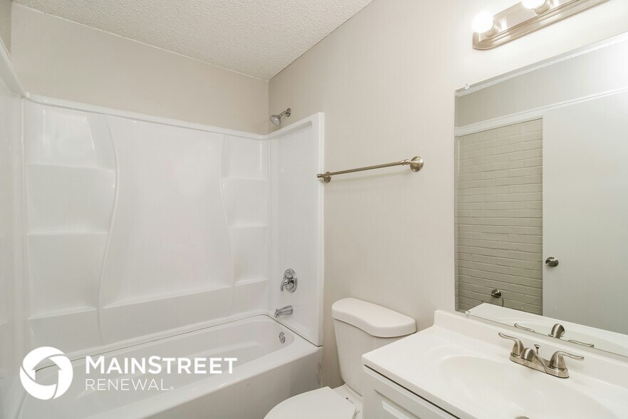 Building Photo - 4702 Yorkwood Dr