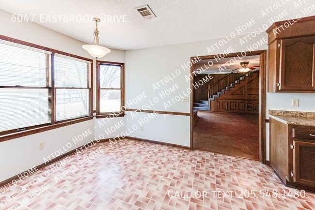 Building Photo - 6047 Eastbrook Dr