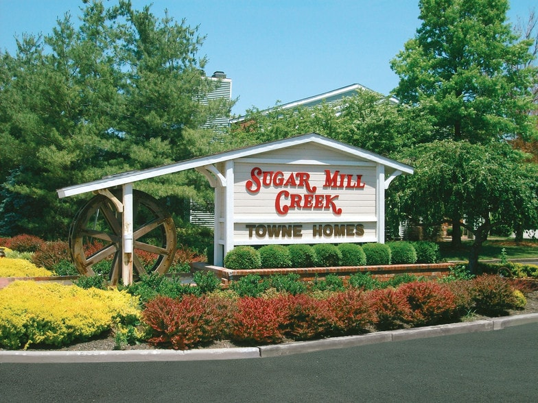 Sugar Mill Creek 4901 Sugar Creek Dr Evansville IN 47715 Apartment