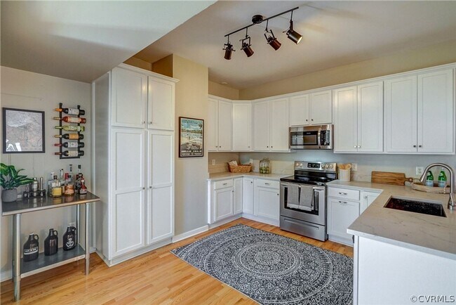 Building Photo - Quiet Cozy Northside Home for Rent