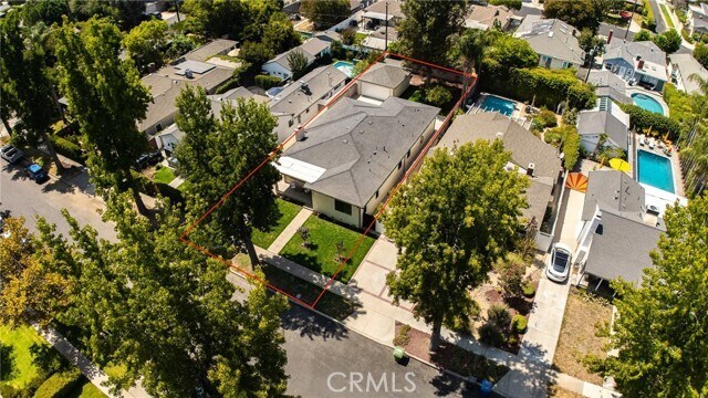 Building Photo - 5817 Cantaloupe Ave