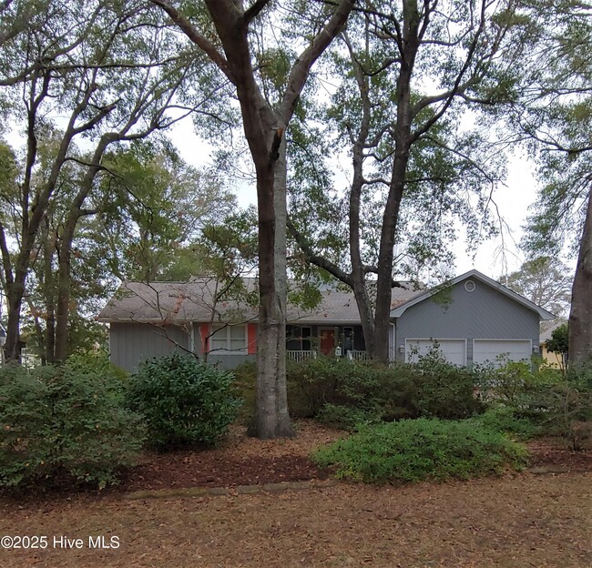 Building Photo - 456 Egret Dr