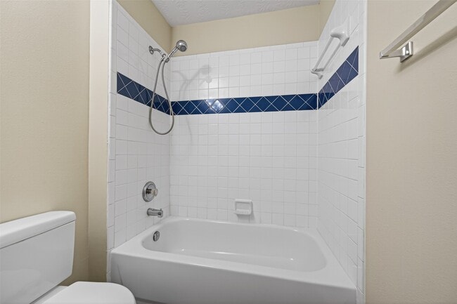 Building Photo - 9111 Winkbow Dr