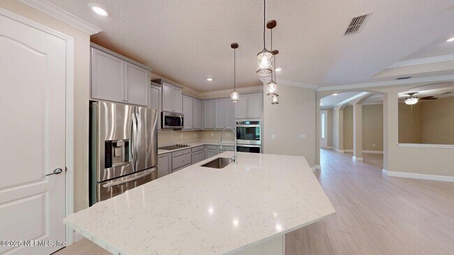 Building Photo - 614 Tintamarre Dr