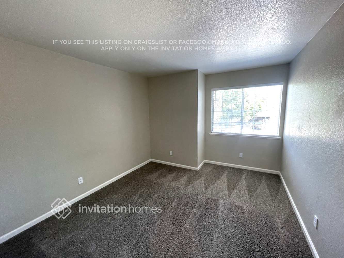 Building Photo - 3748 Elk River Ct