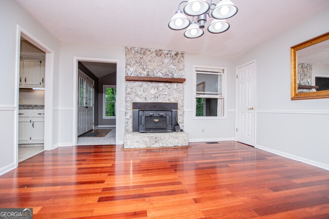 Building Photo - 1499 Stonington Ct