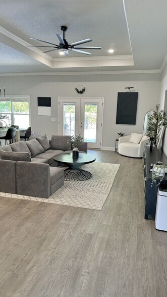 Building Photo - 2064 Constitution Dr